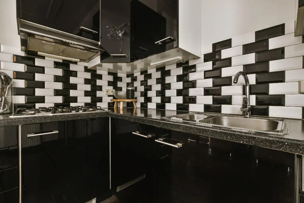 Modern kitchen wall tiles ideas for stylish interiors